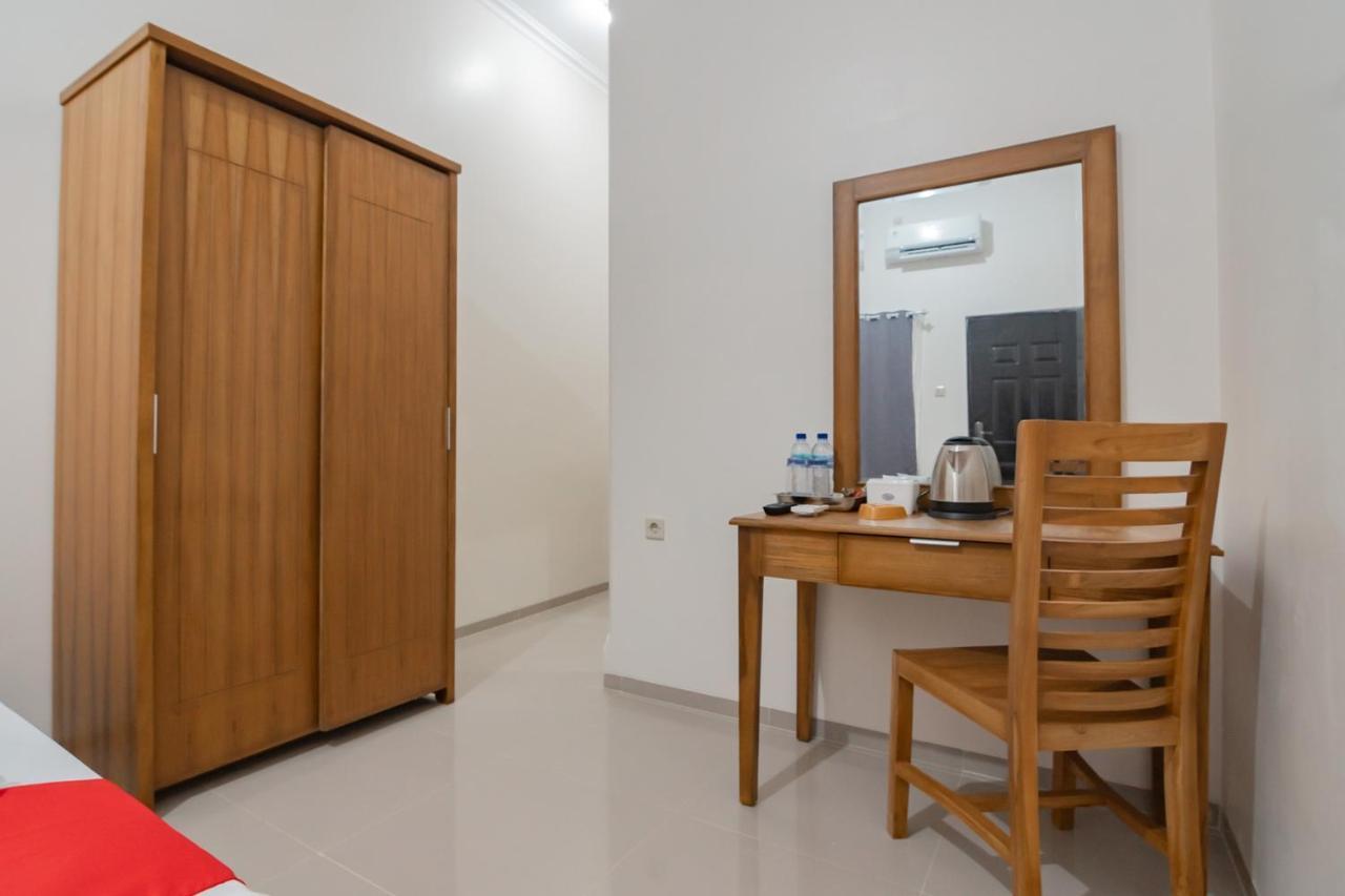 Reddoorz Syariah Plus @ Perintis Guesthouse Tasikmalaya Esterno foto