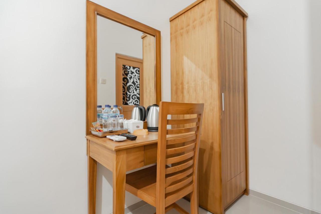 Reddoorz Syariah Plus @ Perintis Guesthouse Tasikmalaya Esterno foto