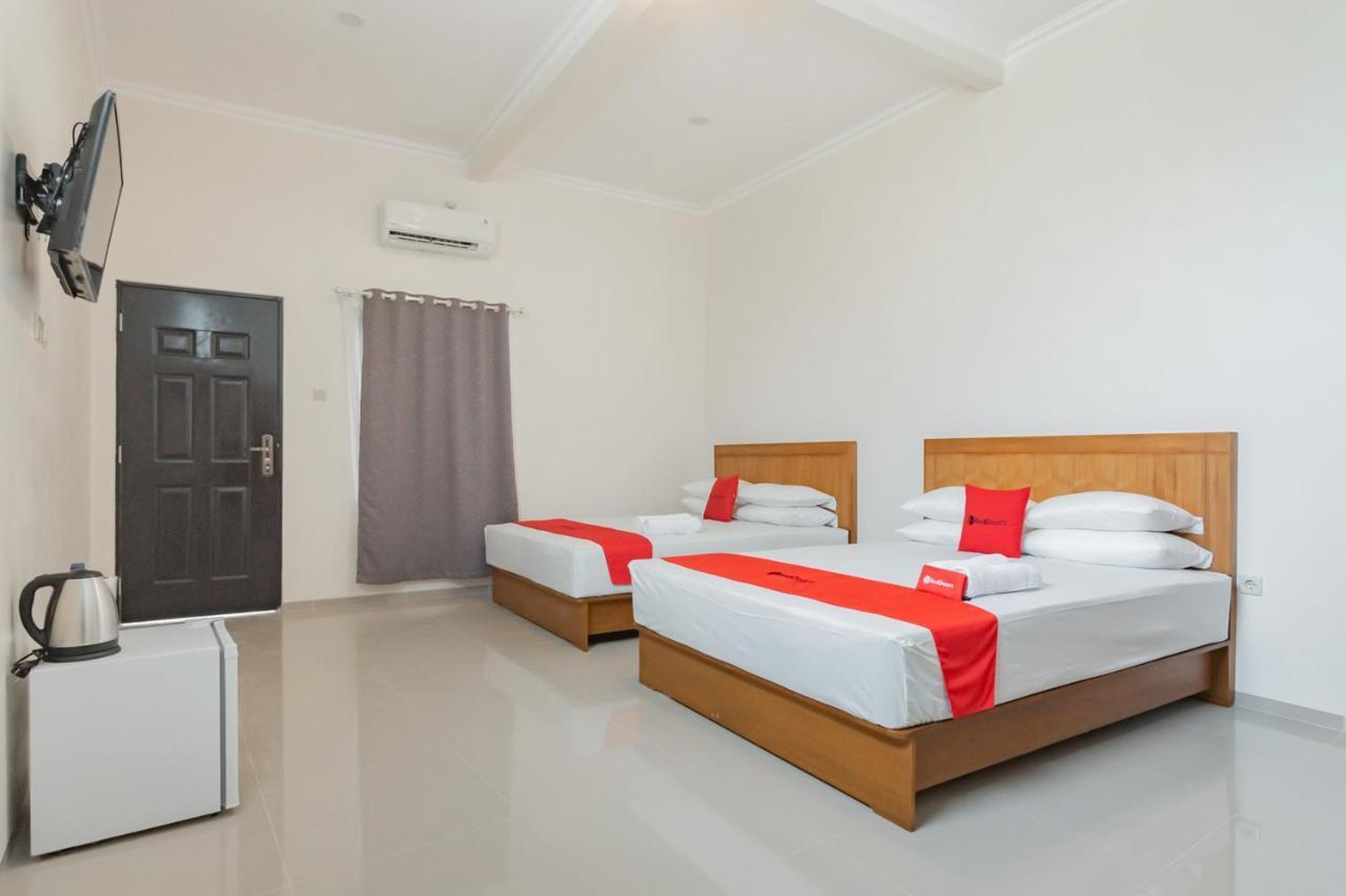 Reddoorz Syariah Plus @ Perintis Guesthouse Tasikmalaya Esterno foto